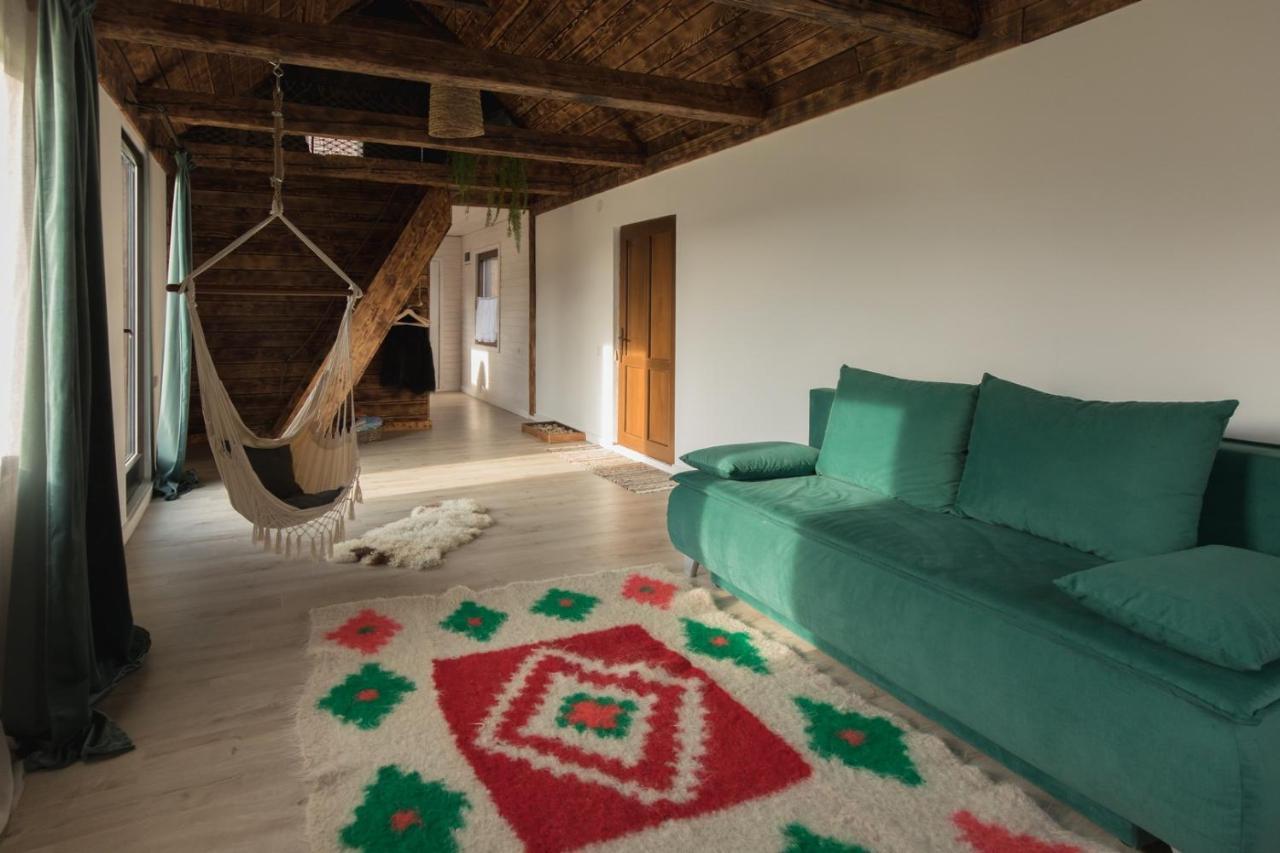 Organicle Lodge Sincraieni Екстериор снимка
